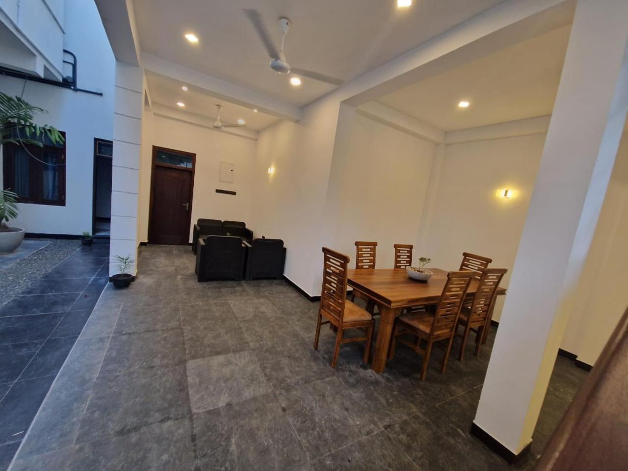 Thithi'S Palace Mirissa Ngoại thất bức ảnh