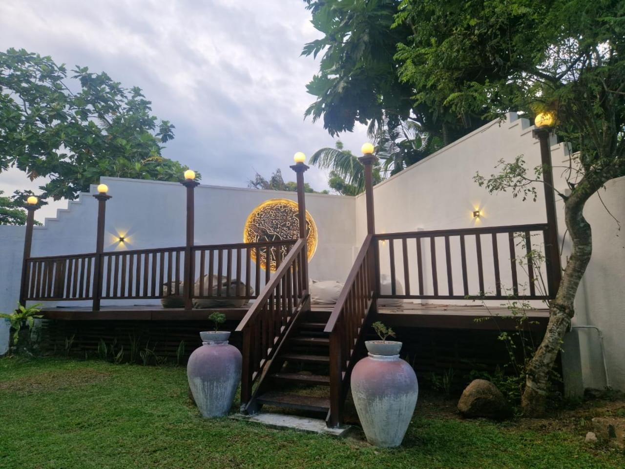 Thithi'S Palace Mirissa Ngoại thất bức ảnh